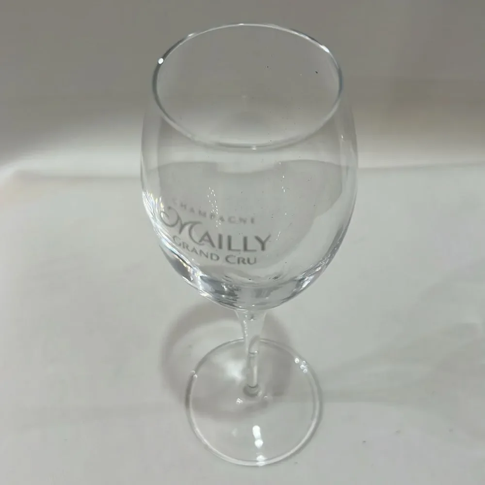 Mailly Clear Wine Glass Grand Cru Champagne 6 Oz 7 1/2 In Tall 1 1/4 In Round